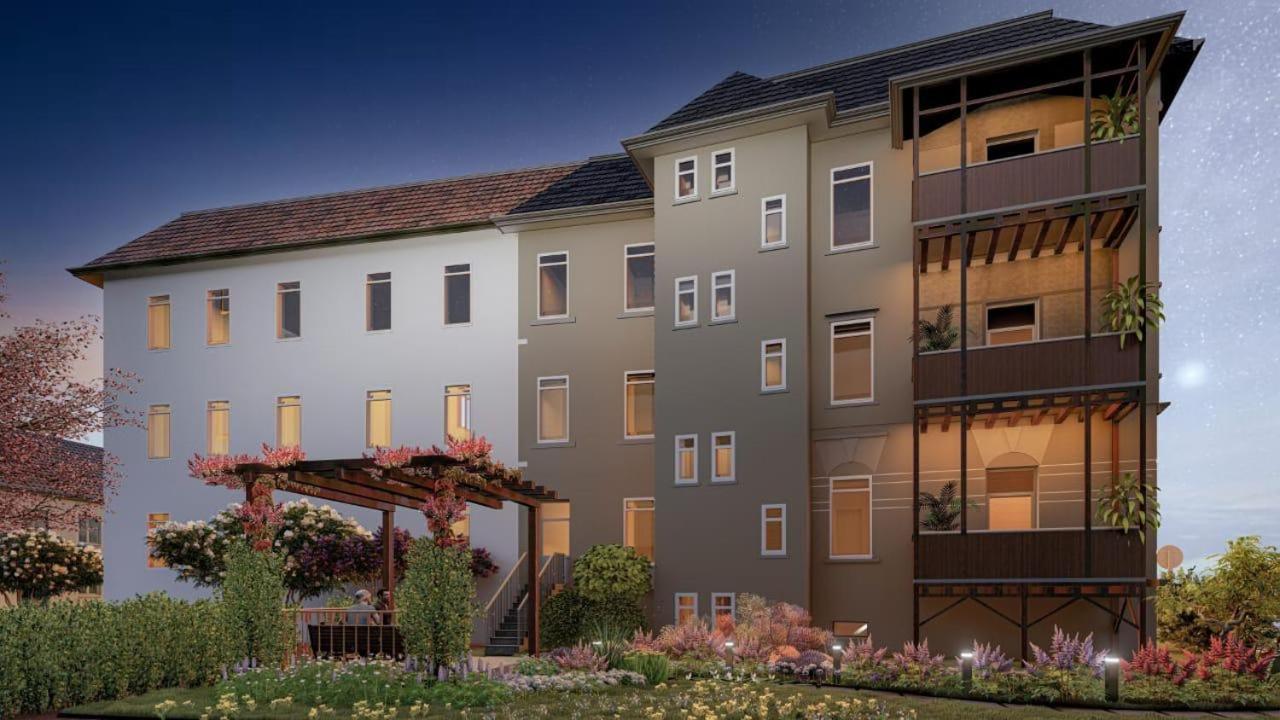 Volkshaus Hbf Wg & Serviced Apartments Zittau Exterior photo